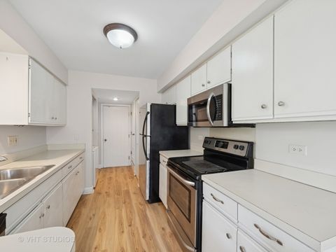 Tiny photo for 1102 N Knollwood Drive, Palatine, IL 60067 (MLS # 12518451)