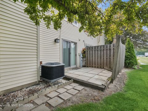 Tiny photo for 1102 N Knollwood Drive, Palatine, IL 60067 (MLS # 12518451)