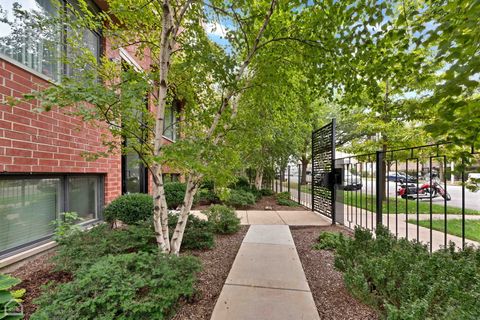Tiny photo for 4417 S Indiana Avenue, Chicago, IL 60653 (MLS # 12524339)