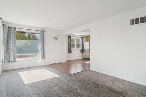 Tiny photo for 9930 Montrose Avenue, Schiller Park, IL 60176 (MLS # 12513077)