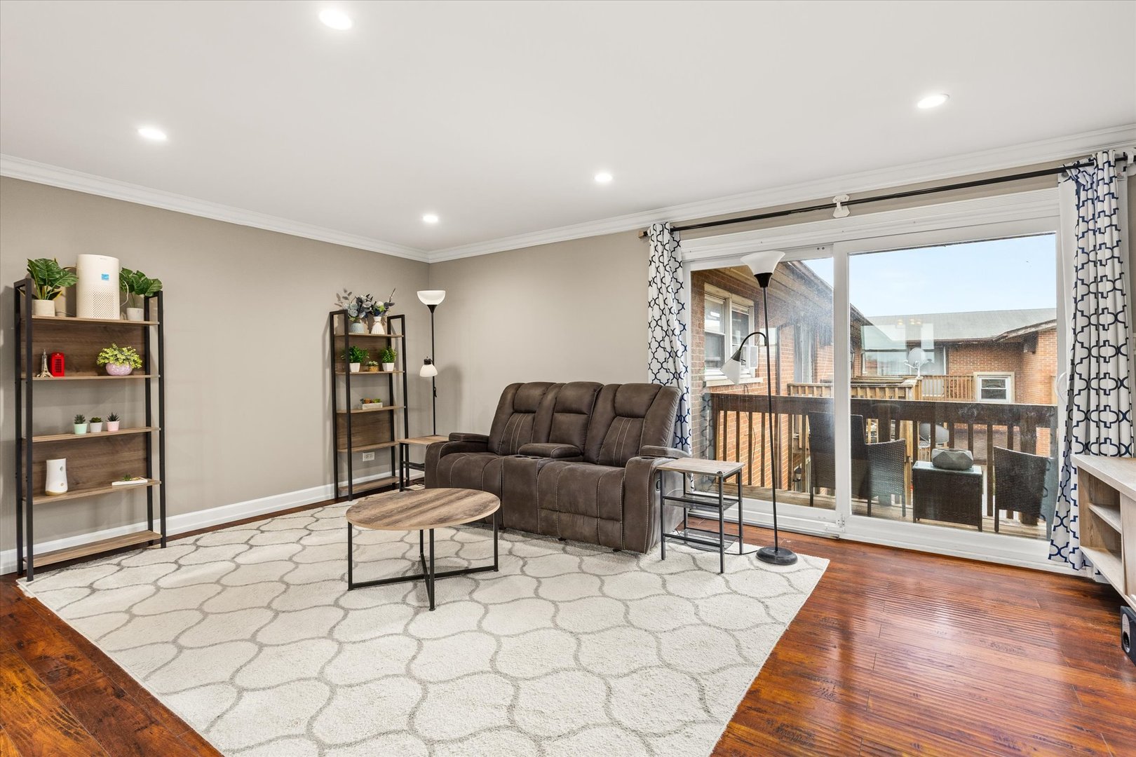 10747 S Harlem Avenue B3