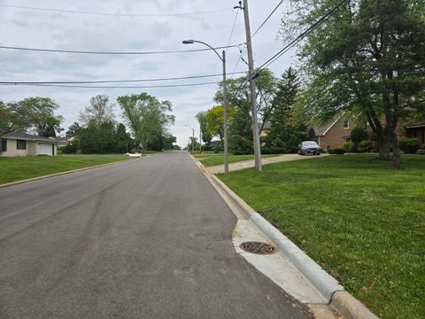 Tiny photo for 7001 Sunset Avenue, Countryside, IL 60525 (MLS # 12374478)