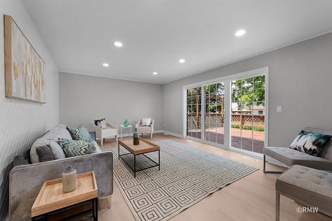 Tiny photo for 1279 Bison Trail, Carol Stream, IL 60188 (MLS # 12707053)