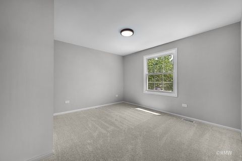 Tiny photo for 1279 Bison Trail, Carol Stream, IL 60188 (MLS # 12707053)