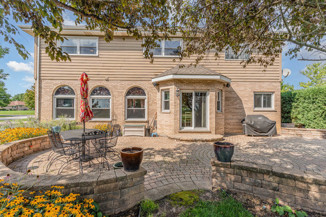 13741 W Elizabeth Lane