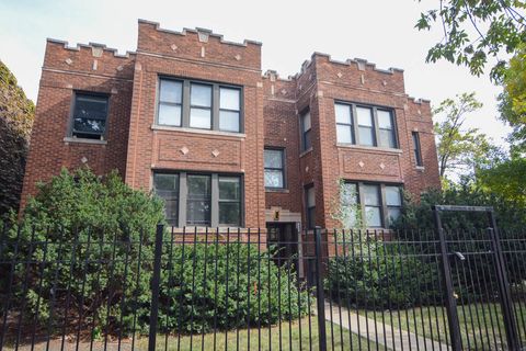 3301 N Harding Avenue 1E Chicago IL 60618