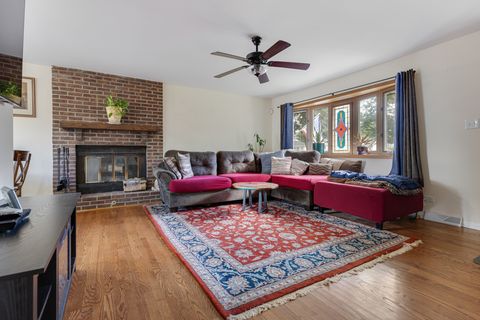 Tiny photo for 718 W Merle Avenue, Villa Park, IL 60181 (MLS # 12492382)