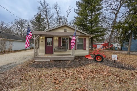 Tiny photo for 2821 Shadow Road, Momence, IL 60954 (MLS # 12574420)