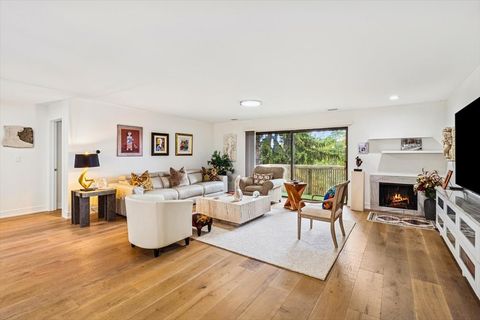 Tiny photo for 3110 Pheasant Creek Drive #318, Northbrook, IL 60062 (MLS # 12580324)