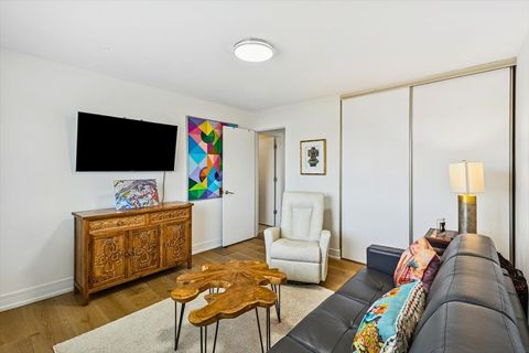 Tiny photo for 3110 Pheasant Creek Drive #318, Northbrook, IL 60062 (MLS # 12580324)