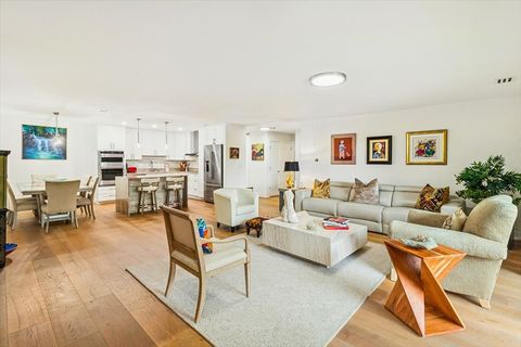 Tiny photo for 3110 Pheasant Creek Drive #318, Northbrook, IL 60062 (MLS # 12580324)