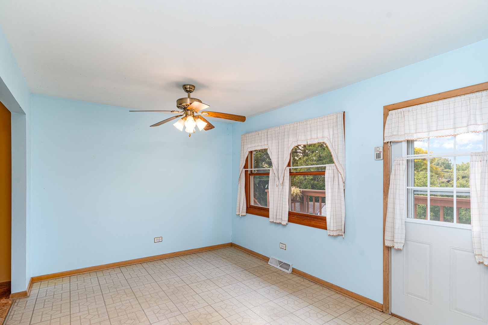 6307 Honey Lane