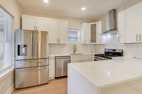 Tiny photo for 7633 S Eberhart Avenue, Chicago, IL 60619 (MLS # 12500496)