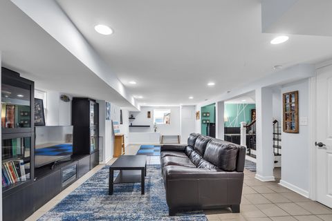 Tiny photo for 5026 W Fletcher Street, Chicago, IL 60641 (MLS # 12482676)