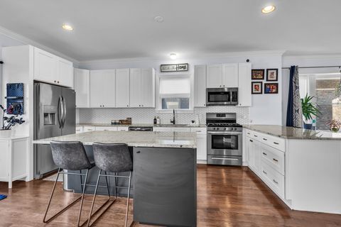 Tiny photo for 5026 W Fletcher Street, Chicago, IL 60641 (MLS # 12482676)