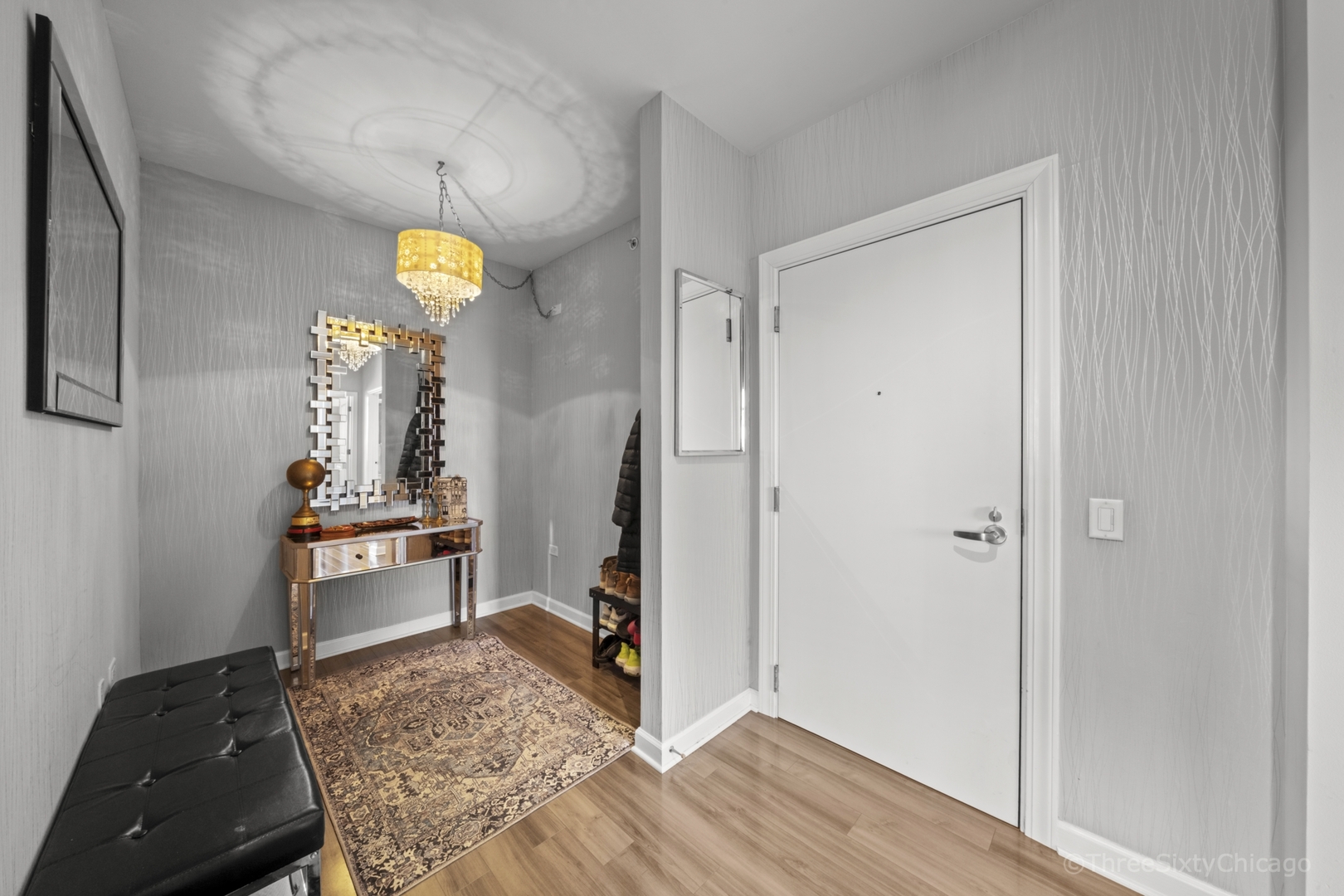 100 E 14th Street 2706