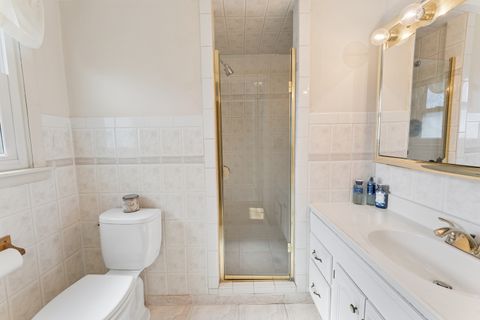 Tiny photo for 1004 N Greenfield Lane, Mount Prospect, IL 60056 (MLS # 12614510)