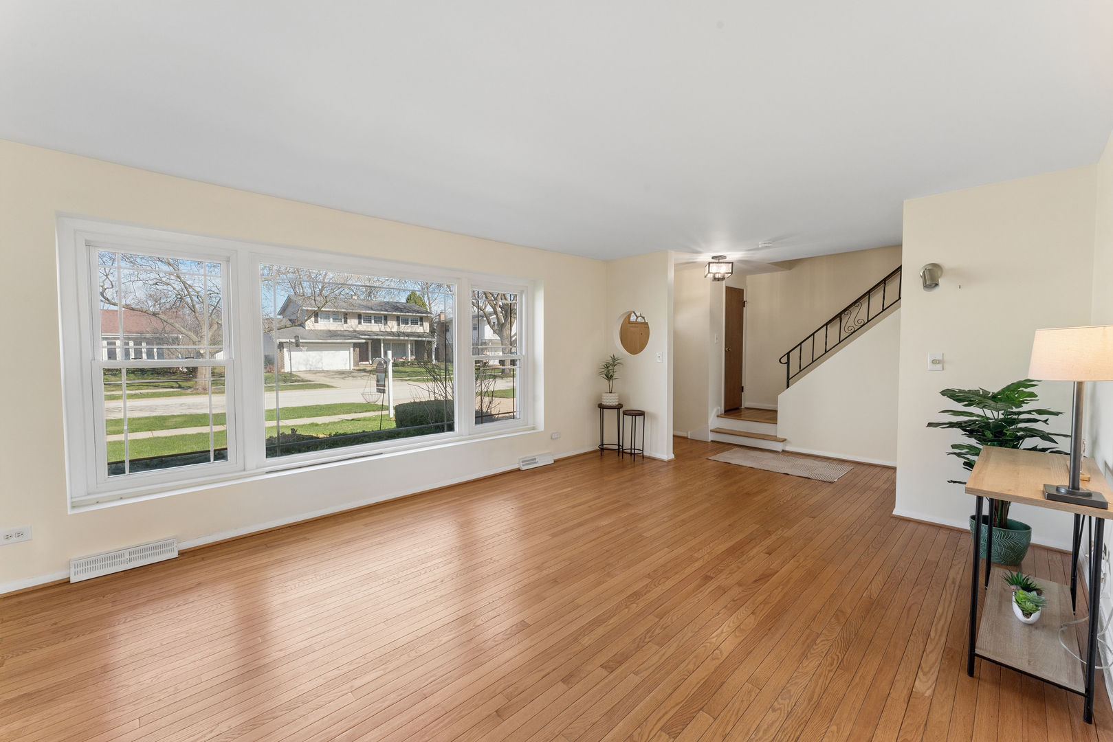 1004 N Greenfield Lane