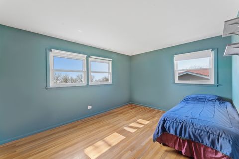 Tiny photo for 1004 N Greenfield Lane, Mount Prospect, IL 60056 (MLS # 12614510)