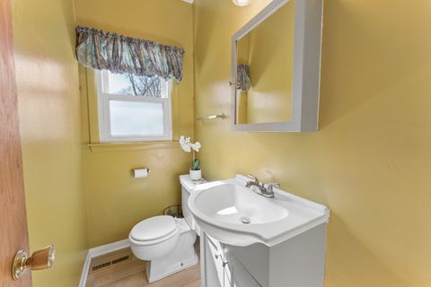 Tiny photo for 1004 N Greenfield Lane, Mount Prospect, IL 60056 (MLS # 12614510)