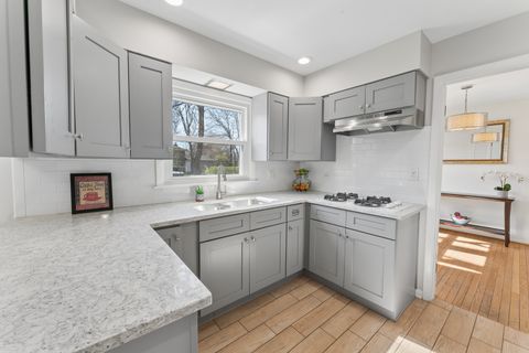 Tiny photo for 1004 N Greenfield Lane, Mount Prospect, IL 60056 (MLS # 12614510)