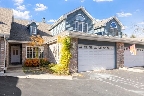 Photo of 9 Lake Katherine Drive, Palos Heights, IL 60463 (MLS # 12514068)