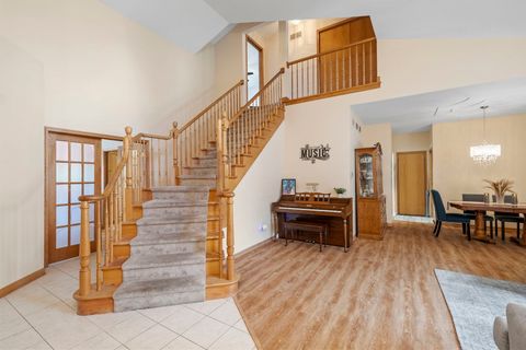 Tiny photo for 9 Lake Katherine Drive, Palos Heights, IL 60463 (MLS # 12514068)