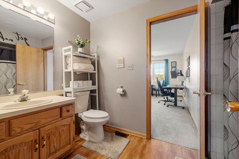 Tiny photo for 9 Lake Katherine Drive, Palos Heights, IL 60463 (MLS # 12514068)