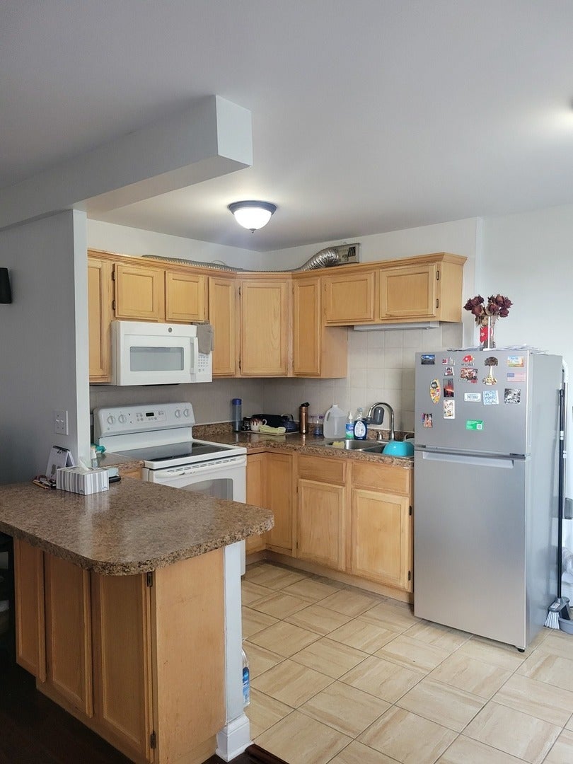6171 N Sheridan Road 1308 - Photo 2
