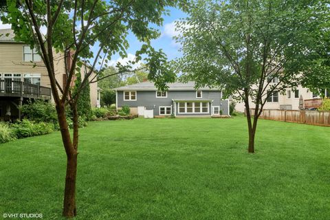 Tiny photo for 953 Oxford Road, Glen Ellyn, IL 60137 (MLS # 12451437)