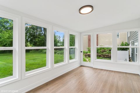 Tiny photo for 953 Oxford Road, Glen Ellyn, IL 60137 (MLS # 12451437)