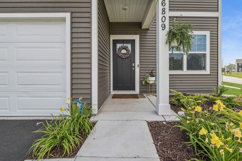 Tiny photo for 6809 Willow Drive, Wonder Lake, IL 60097 (MLS # 12685635)