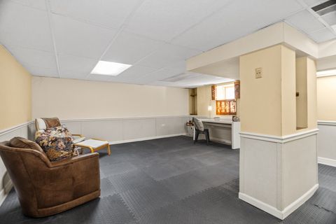 Tiny photo for 2315 Park Place, Evanston, IL 60201 (MLS # 12587027)