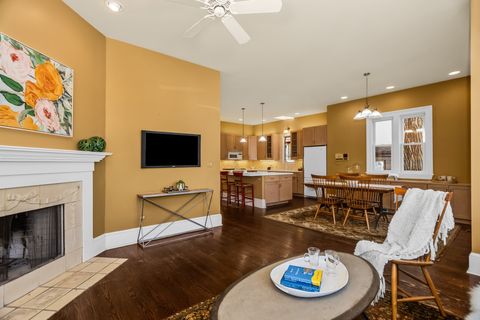 Tiny photo for 2315 Park Place, Evanston, IL 60201 (MLS # 12587027)