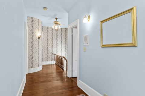 Tiny photo for 2315 Park Place, Evanston, IL 60201 (MLS # 12587027)