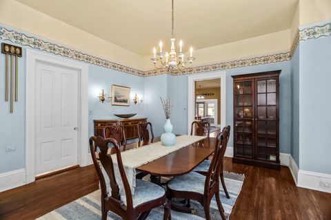 Tiny photo for 2315 Park Place, Evanston, IL 60201 (MLS # 12587027)