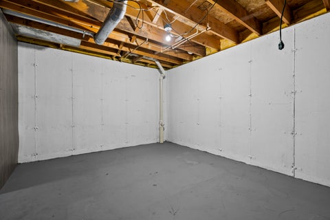 Tiny photo for 547 Logans Run, Machesney Park, IL 61115 (MLS # 12781240)