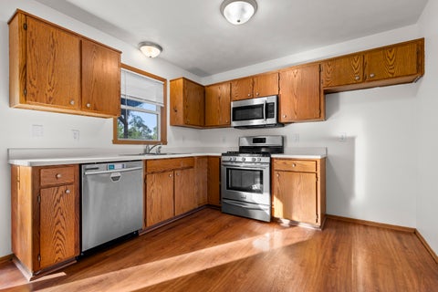 Tiny photo for 547 Logans Run, Machesney Park, IL 61115 (MLS # 12781240)