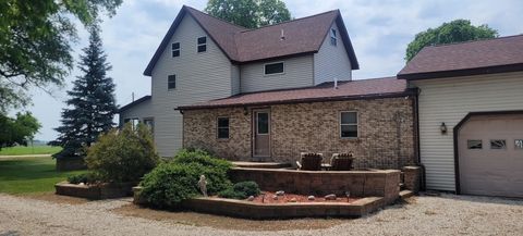 Photo of 382 Keigwin Road, Walnut, IL 61376 (MLS # 12567224)