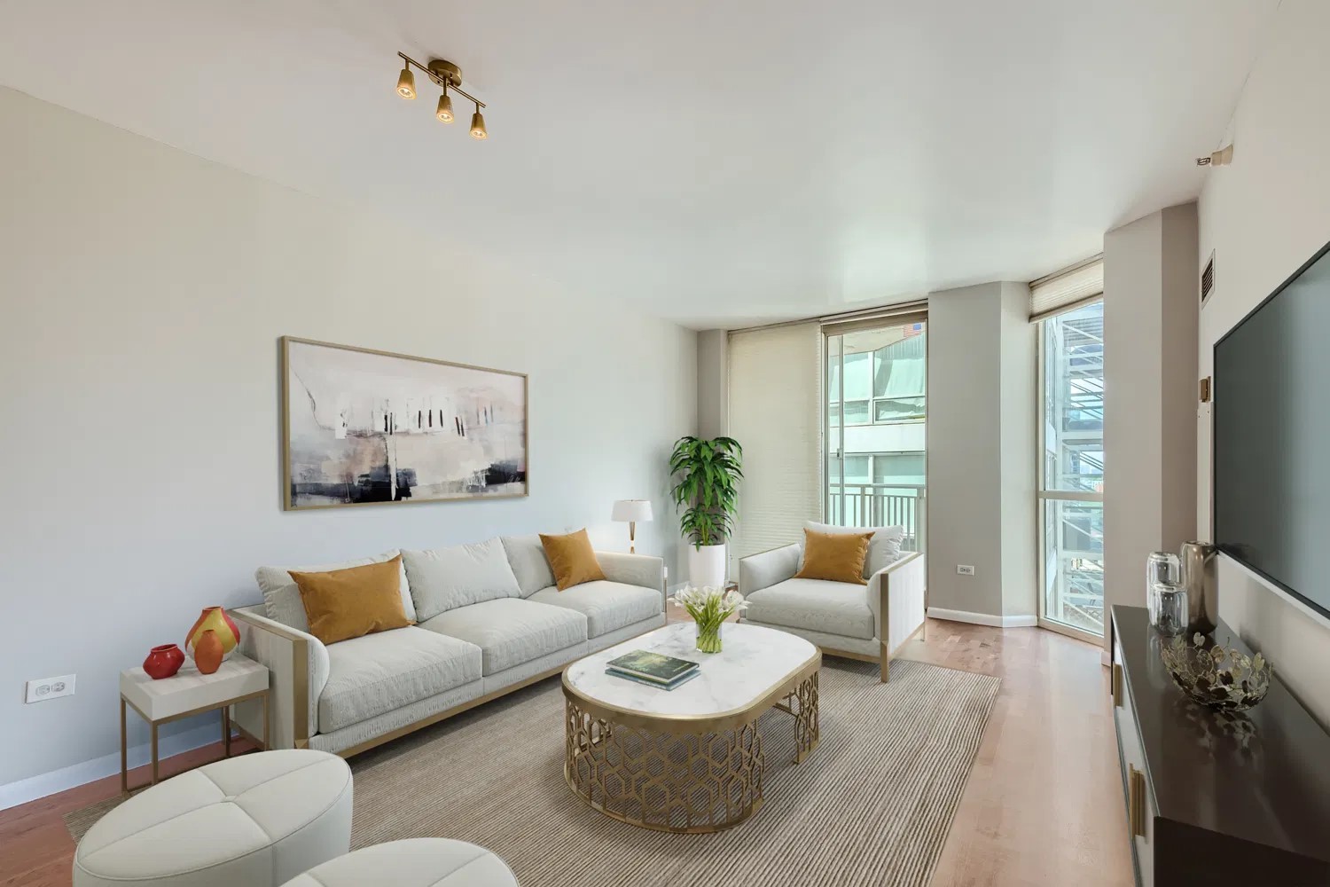 645 N Kingsbury Street 1203