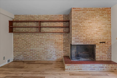 Tiny photo for 303 Central Avenue, Aurora, IL 60506 (MLS # 12795506)