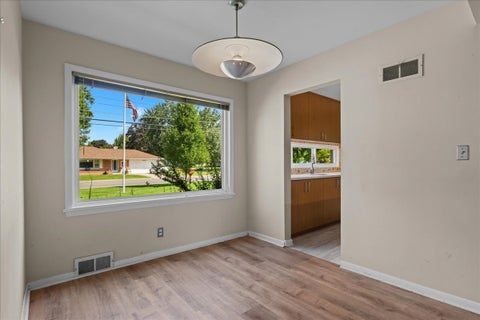 Tiny photo for 303 Central Avenue, Aurora, IL 60506 (MLS # 12795506)