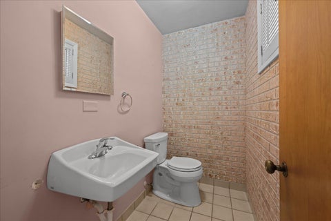 Tiny photo for 303 Central Avenue, Aurora, IL 60506 (MLS # 12795506)