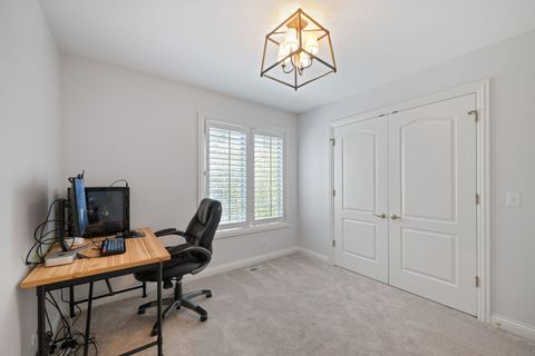 Tiny photo for 14572 N Somerset Circle, Libertyville, IL 60048 (MLS # 12467635)