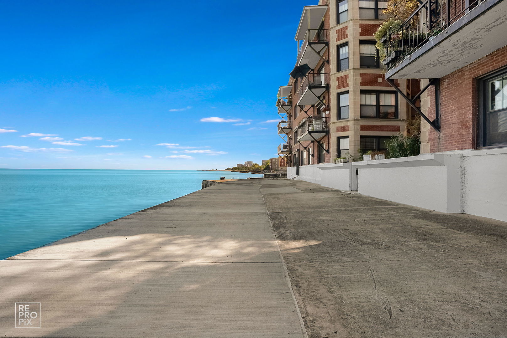 7641 N EASTLAKE Terrace 1B