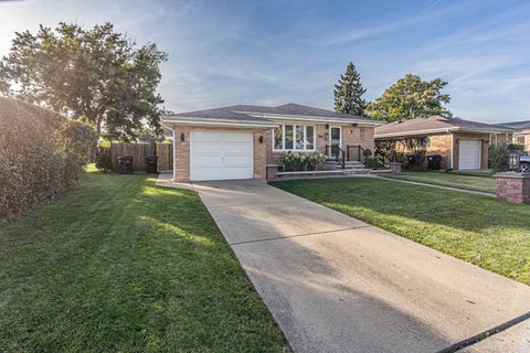 Tiny photo for 9214 NEW ENGLAND Avenue, Morton Grove, IL 60053 (MLS # 12791781)
