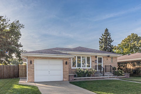 Tiny photo for 9214 NEW ENGLAND Avenue, Morton Grove, IL 60053 (MLS # 12791781)