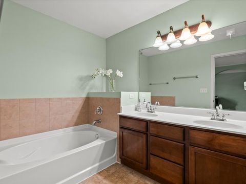 Tiny photo for 2147 Pembridge Lane, Joliet, IL 60431 (MLS # 12473339)