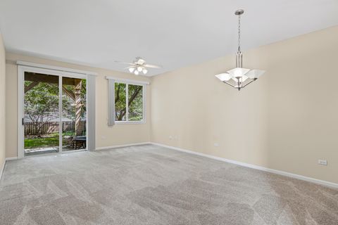 Tiny photo for 2016 Fulham Drive #2016, Naperville, IL 60564 (MLS # 12463849)