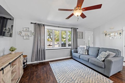 Tiny photo for 1907 Cumberland Court, Plainfield, IL 60586 (MLS # 12475316)